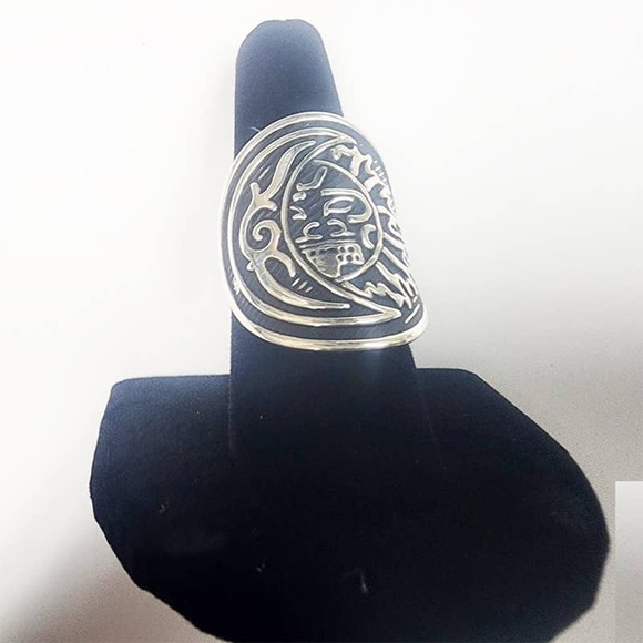 The Eclipse Silver Statement Ring - Picture 3 of 3